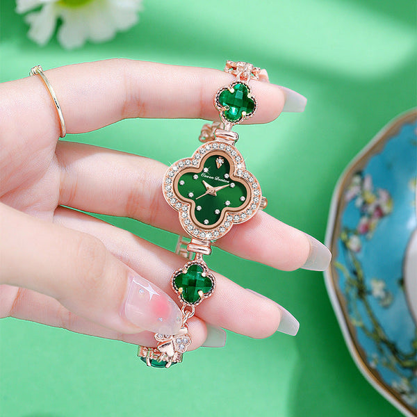  jewelry Fashion four-leaf clover decorated ladies watch Trendy decorated quartz bracelet ladies personalized wristwatch